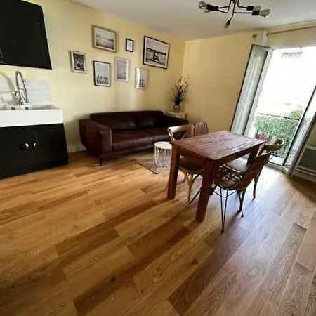 Apartament Family Cocoon In Saint-roch Montpellier